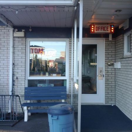 سان جان سور ريشليو Motel Montgolfiere Jp المظهر الخارجي الصورة